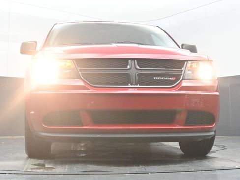 Used 2018 Dodge Journey SE w/ Blacktop Package FWD image 23