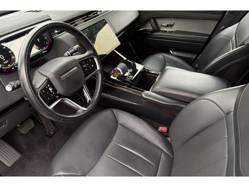 Used 2025 Land Rover Range Rover Sport SE AWD/4WD image 10