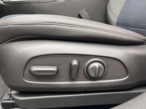New 2026 Buick Envista Sport Touring w/ Convenience I Package FWD image 10
