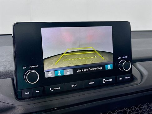 Used 2025 Honda Accord SE image 10