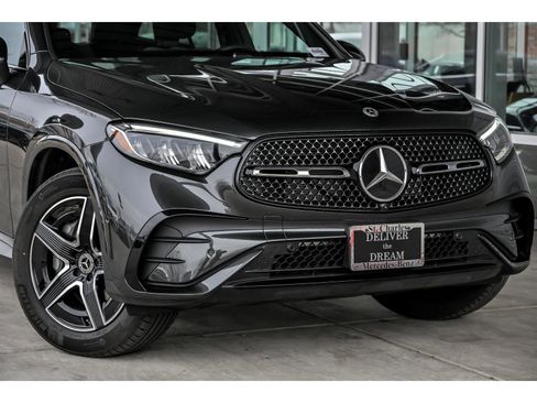 Certified 2026 Mercedes-Benz GLC 300 GLC 300 4MATIC image 2