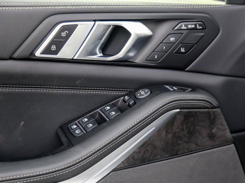 New 2026 BMW X7 xDrive40i image 19