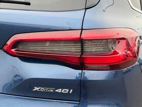 Used 2019 BMW X5 xDrive40i w/ Premium Package image 28