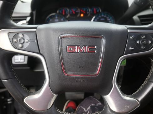Used 2017 GMC Yukon SLE w/ SLE Value Package RWD image 8