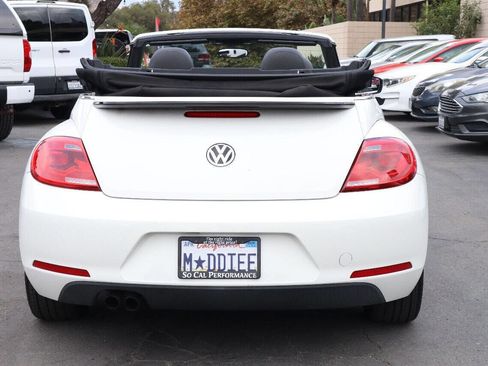 Used 2013 Volkswagen Beetle 2.5 image 23