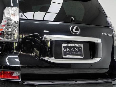 Used 2023 Lexus GX 460 Premium w/ Premium Package AWD/4WD image 18