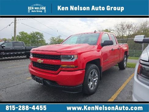 Used 2019 Chevrolet Silverado 1500 Custom w/ Custom Convenience Package AWD/4WD image 1