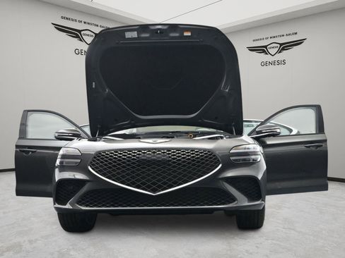 New 2026 Genesis G70 2.5T Prestige image 30