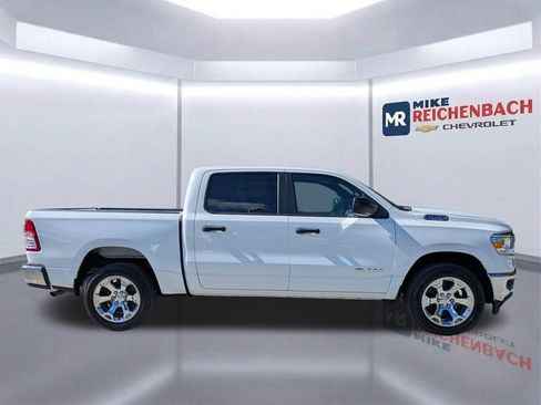 Used 2023 RAM 1500 Big Horn AWD/4WD image 3