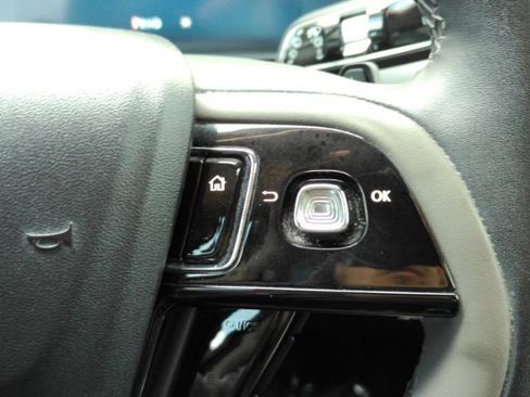 Used 2025 Lincoln Corsair FWD w/ Equipment Group 101A image 39