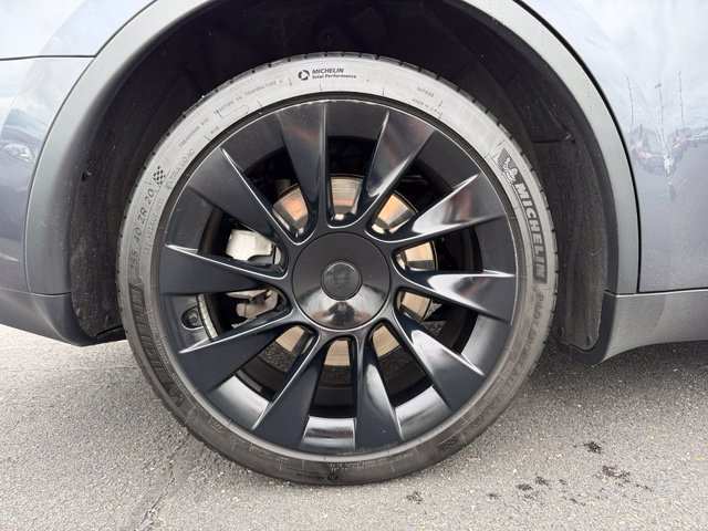 Used 2023 Tesla Model Y Long Range AWD/4WD image 11