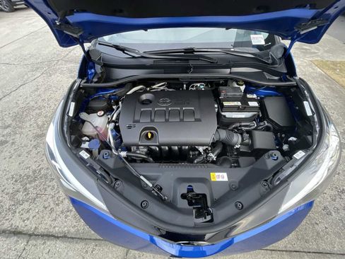 Used 2022 Toyota C-HR Limited image 28