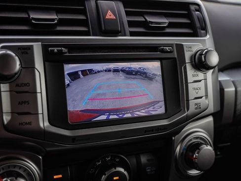 Used 2016 Toyota 4Runner SR5 RWD image 28