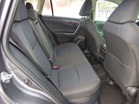 Used 2025 Toyota RAV4 LE image 16