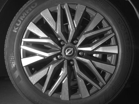 Used 2025 Nissan Altima 2.5 SV image 12