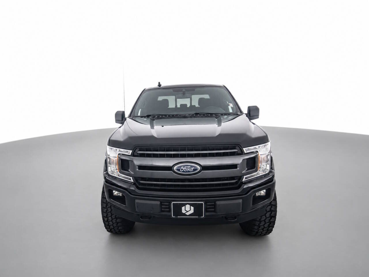 Used 2020 Ford F150 XLT w/ Equipment Group 302A Luxury AWD/4WD image 2