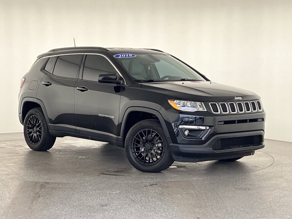 Used 2018 Jeep Compass Latitude w/ Popular Equipment Group AWD/4WD image 35