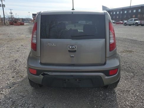 Used 2013 Kia Soul + w/ Audio Pkg image 7
