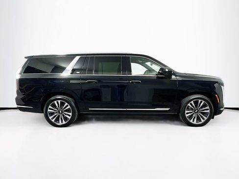 Used 2025 Cadillac Escalade ESV Premium Luxury w/ Touring Package image 9