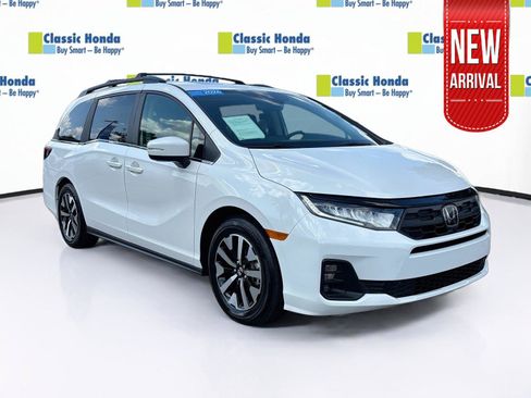 Certified 2026 Honda Odyssey EX-L image 1