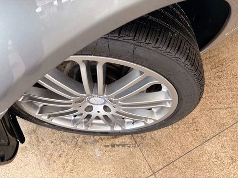 Used 2010 Mercedes-Benz CL 550 4MATIC image 77