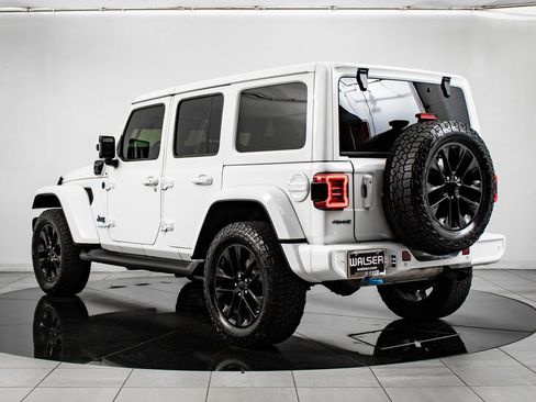 Used 2021 Jeep Wrangler Unlimited Sahara image 11