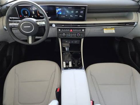 New 2026 Hyundai Tucson SE image 14