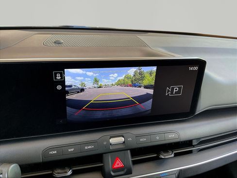 Used 2025 Kia K4 FWD image 14