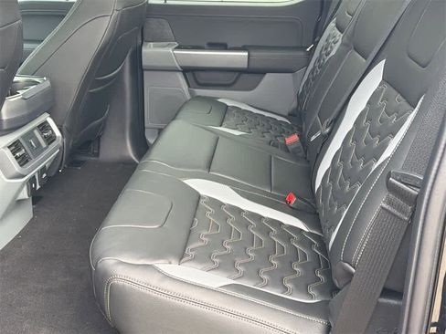 New 2025 Ford F150 XLT w/ Equipment Group 301A Standard image 17