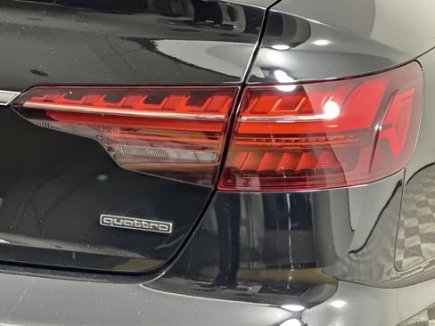 Used 2023 Audi A4 2.0T Premium w/ Convenience Package image 24