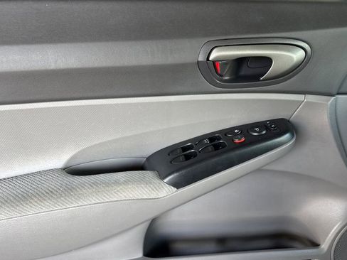 Used 2010 Honda Civic LX image 10