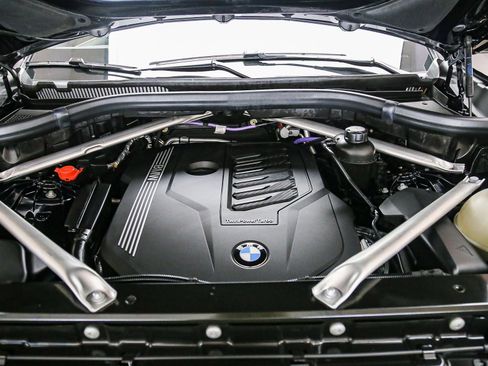 Certified 2023 BMW X5 sDrive40i w/ M Sport Package RWD image 28