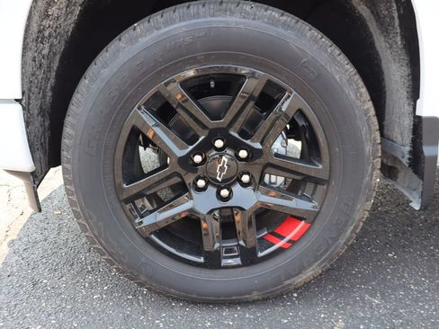 New 2026 Chevrolet Silverado 1500 RST w/ Redline Edition AWD/4WD image 4