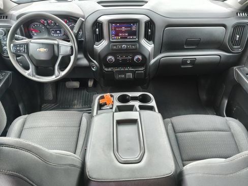 Used 2023 Chevrolet Silverado 1500 Custom AWD/4WD image 6