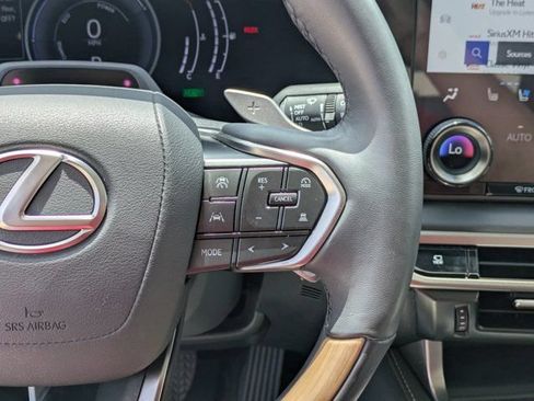 Used 2024 Lexus RX 350h w/ Convenience Package AWD/4WD image 20