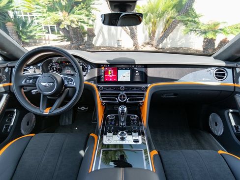 New 2026 Bentley Flying Spur Plug-In Hybrid AWD/4WD image 4