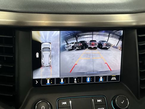 Used 2020 GMC Acadia Denali w/ Technology Package AWD/4WD image 15