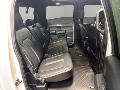 Used 2018 Ford F150 Platinum w/ Equipment Group 701A Luxury AWD/4WD image 17