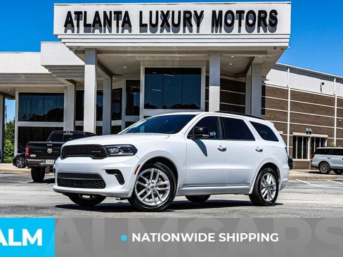 Used 2024 Dodge Durango GT RWD image 2