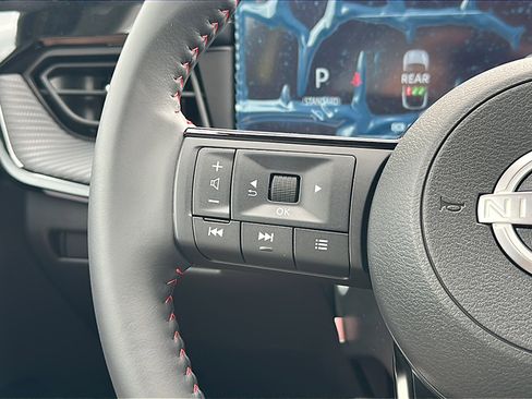 New 2025 Nissan Kicks SR w/ Illumination Package image 19