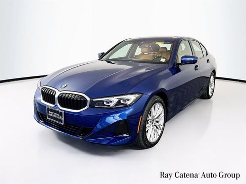 Used 2023 BMW 330i xDrive Sedan w/ Convenience Package AWD/4WD image 3