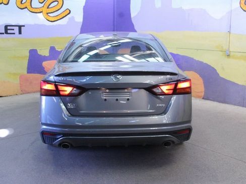 Used 2021 Nissan Altima 2.5 SR image 7