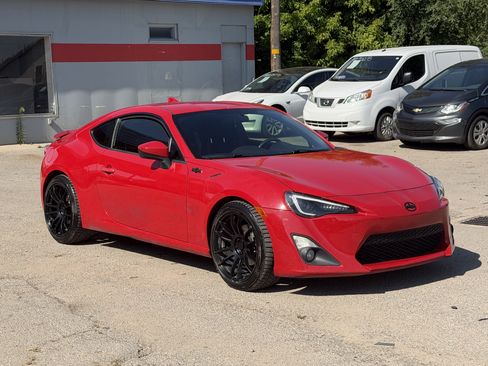 Used 2015 Scion FR-S RWD image 8
