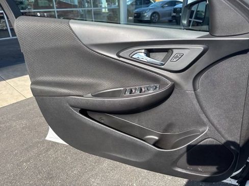 Used 2022 Chevrolet Malibu LT image 19