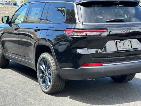 New 2026 Jeep Grand Cherokee L Limited AWD/4WD image 5
