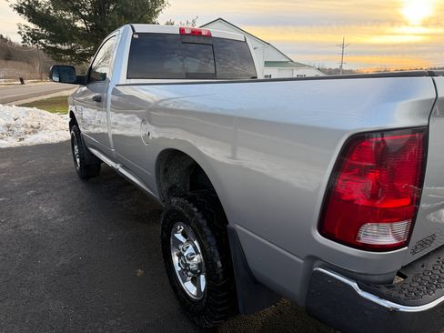 Used 2014 RAM 2500 Tradesman w/ Chrome Appearance Group image 14