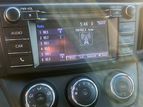 Used 2017 Toyota RAV4 LE image 15