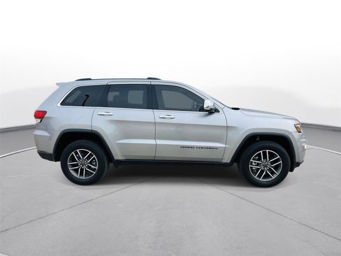 Used 2021 Jeep Grand Cherokee Limited w/ Sun & Sound Group image 38