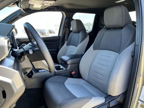 Used 2024 Toyota Tacoma TRD Sport image 22