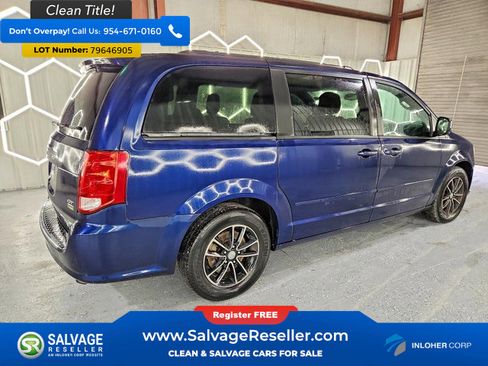 Used 2017 Dodge Grand Caravan GT image 4